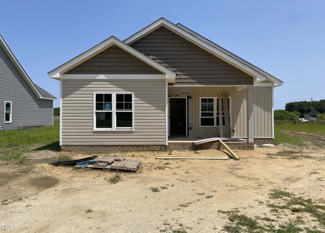 Property at 510 S Vance St, Fremont, NC 27830, 3 beds, 2 baths