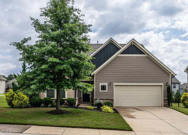 Property at 13 Needham Ln, Clayton, NC 27527, 4 beds, 4 baths