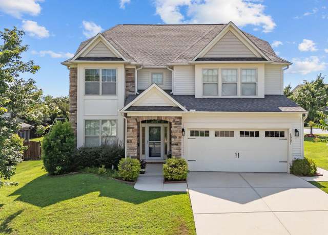 Property at 4007 Strendal Dr, Cary, NC 27519, 4 beds, 3 baths