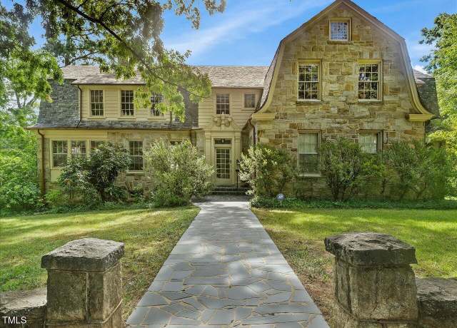 Property at 216 + 204 Hawthorne Rd, Raleigh, NC 27605, 7 beds, 4.5 baths