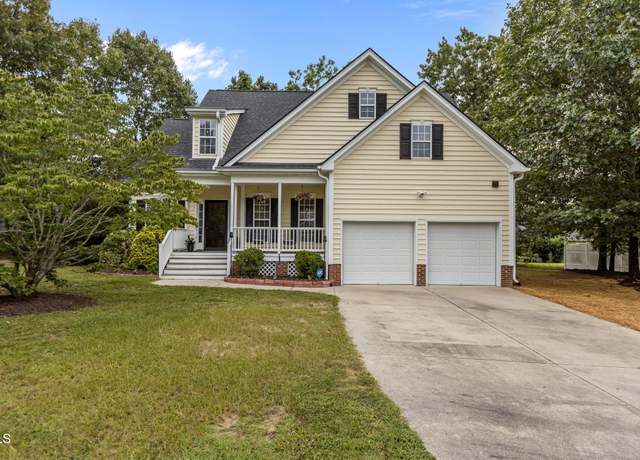 Property at 356 Cokesbury Park Ln, Fuquay Varina, NC 27526, 3 beds, 2 baths