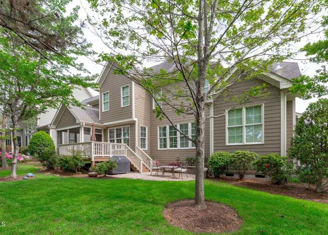 Property at 629 Peach Orchard Pl, Cary, NC 27519, 4 beds, 3.5 baths