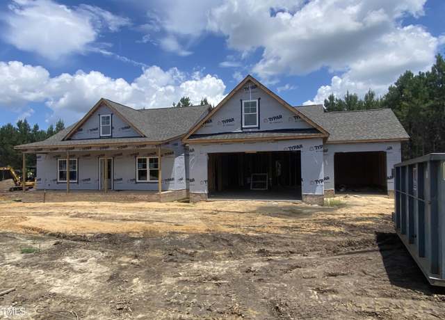 Property at 109 Rae Dr, Pikeville, NC 27863, 3 beds, 2 baths