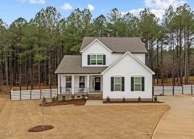 Property at 40 Long Needle Ct, Youngsville, NC 27596, 4 beds, 2.5 baths