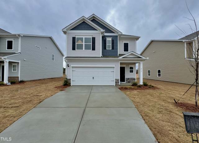 Property at 216 Bruce Dr, Dunn, NC 28334, 3 beds, 2.5 baths