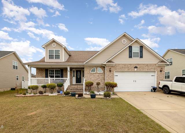 Property at 8404 Frenchorn Ln, Fayetteville, NC 28314, 4 beds, 3 baths
