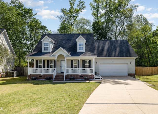 Property at 3321 Benson Pl, Fayetteville, NC 28306, 4 beds, 2.5 baths