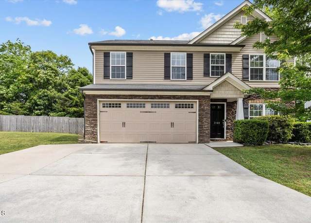 Property at 3169 Diana Cir, Burlington, NC 27215, 3 beds, 2.5 baths