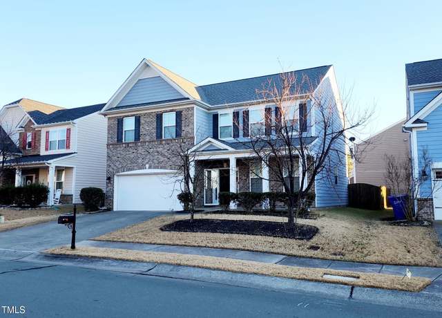 Property at 302 Glenview Ln, Durham, NC 27703, 4 beds, 2.5 baths