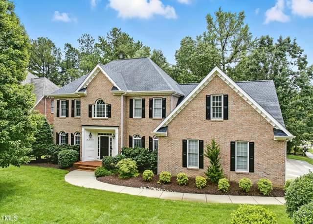Property at 8223 Ortin Ln, Raleigh, NC 27612, 4 beds, 3.5 baths