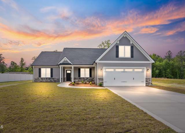 Property at 167 Thistle Ct, Sanford, NC 27332, 3 beds, 2 baths