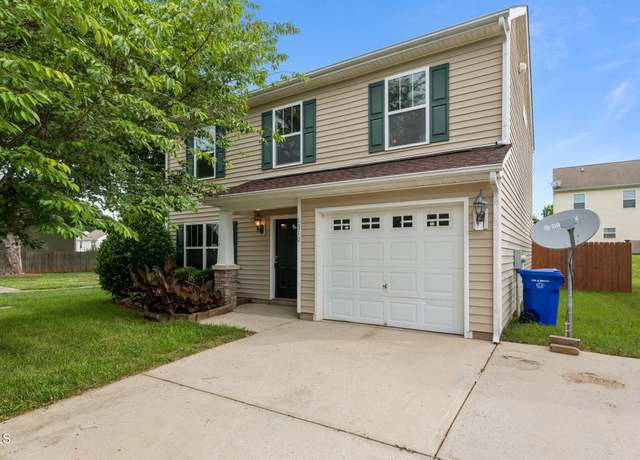 Property at 1310 Silver Dr, Mebane, NC 27302, 3 beds, 2.5 baths