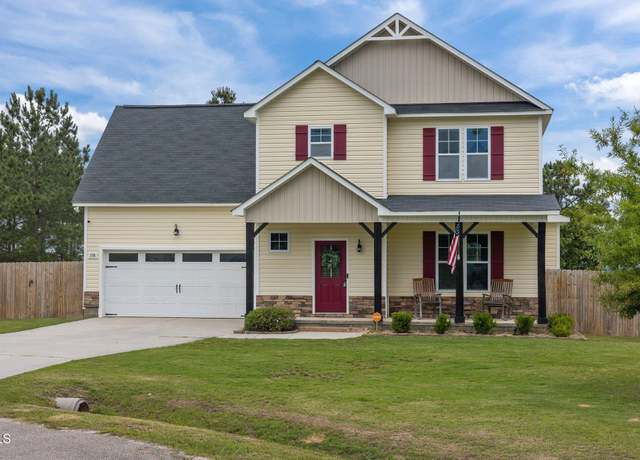 Property at 576 Prairie Ln, Lillington, NC 27546, 4 beds, 2.5 baths