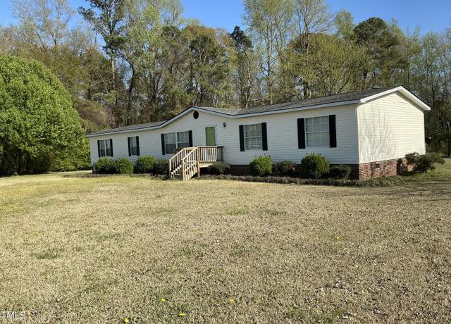 Property at 4767 Garland Hwy, Clinton, NC 28328, 4 beds, 2 baths