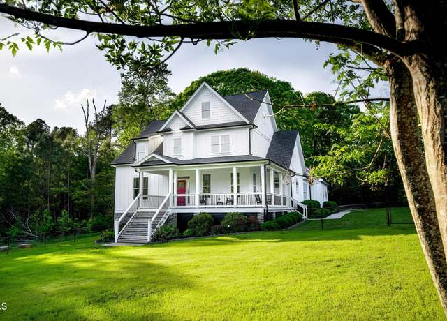 Property at 1023 Laura Johnson Rd, Pittsboro, NC 27312, 4 beds, 3.5 baths