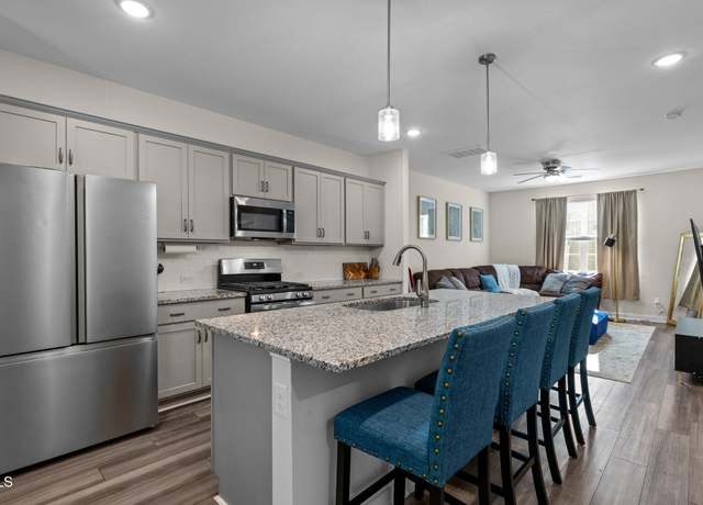 Property at 820 Laurel Gate Dr, Wake Forest, NC 27587, 3 beds, 2.5 baths