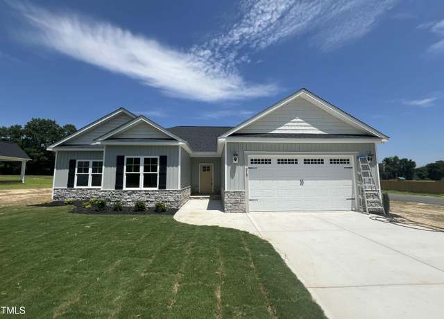 Property at 215 Creeks Edge Dr, Pikeville, NC 27863, 3 beds, 2 baths