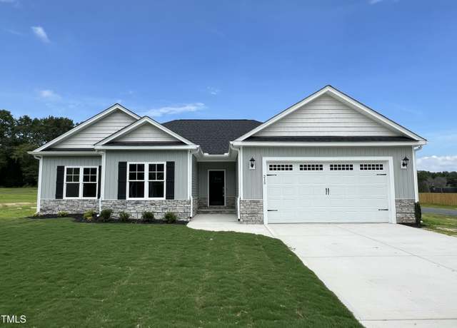 Property at 215 Creeks Edge Dr, Pikeville, NC 27863, 3 beds, 2 baths