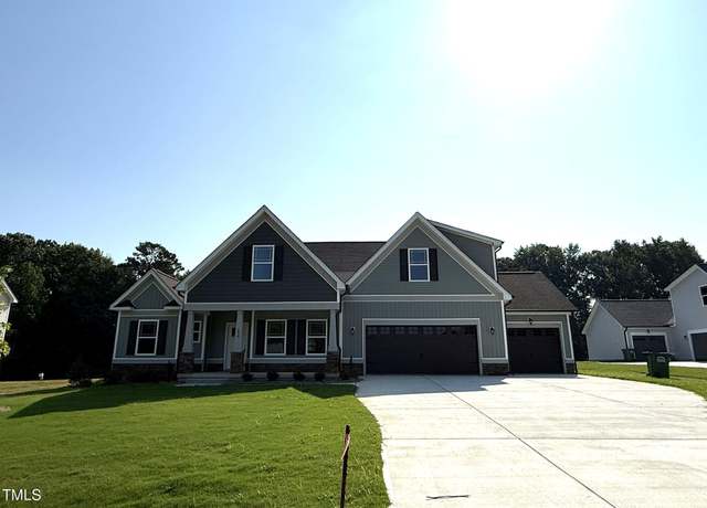 Property at 290 Busterfield Ct, Benson, NC 27504, 4 beds, 3 baths