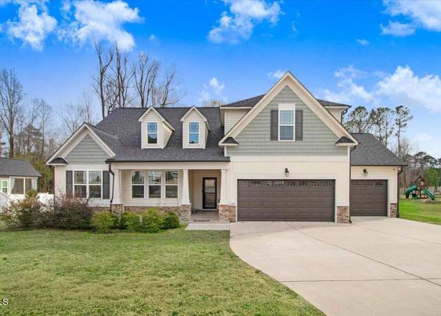 Property at 147 Everwood Dr, Four Oaks, NC 27524, 4 beds, 3 baths