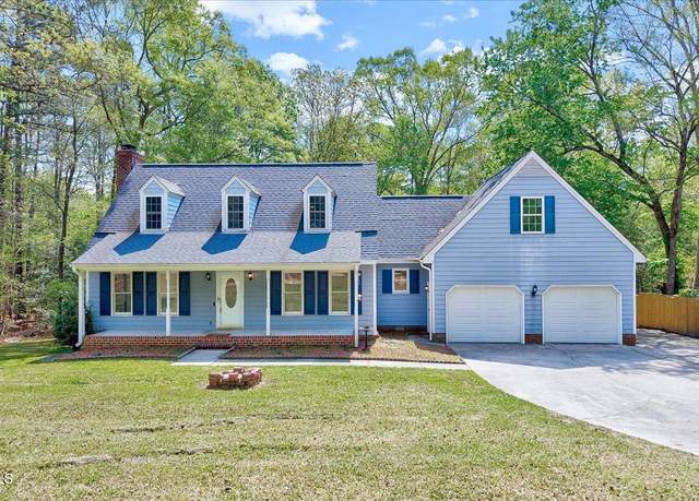 Property at 1433 Andersonwood Dr, Fuquay Varina, NC 27526, 3 beds, 2.5 baths