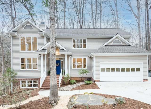 Property at 104 Manchester Pl, Chapel Hill, NC 27516, 4 beds, 3.5 baths