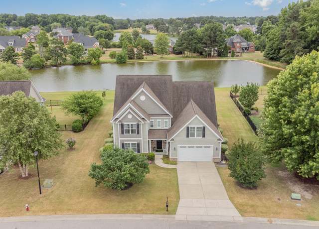 Property at 121 Stone Nut Trl, Fuquay Varina, NC 27526, 5 beds, 4 baths