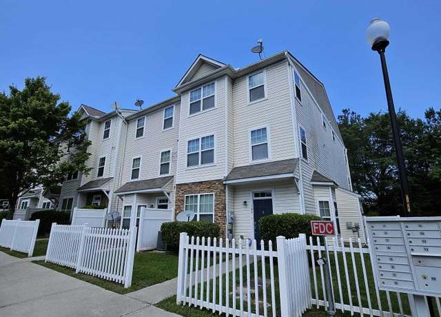 Property at 401 Coalinga Ln #106, Raleigh, NC 27610, 3 beds, 2.5 baths