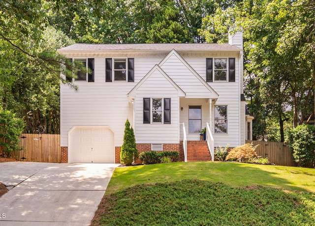 Property at 114 Dalmeny Dr, Cary, NC 27513, 3 beds, 2.5 baths