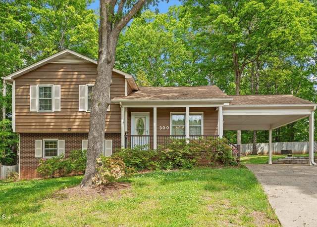 Property at 300 Wakewood Ct, Raleigh, NC 27615, 3 beds, 1.5 baths