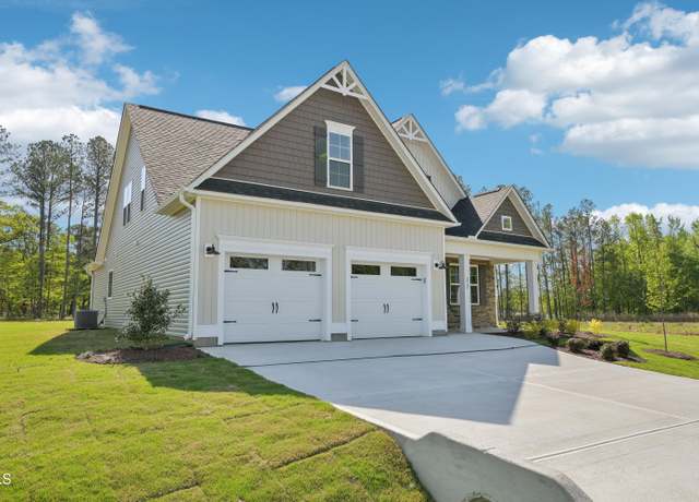 Property at 72 Hewitt Woods Dr, Clayton, NC 27527, 3 beds, 2.5 baths
