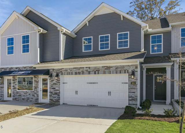 Property at 732 Apple Churn Dr, Fuquay Varina, NC 27526, 4 beds, 2.5 baths