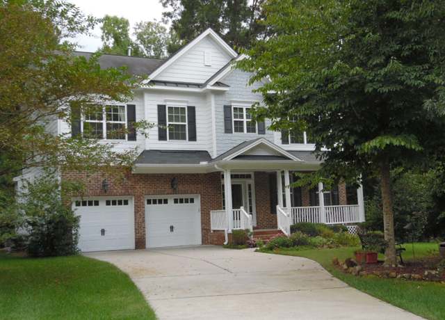 Property at 106 N Duelling Oaks Dr, Chapel Hill, NC 27517, 4 beds, 2.5 baths
