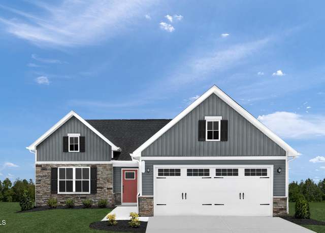 Property at 32 Elmwood Ave, Sanford, NC 27330, 3 beds, 2 baths