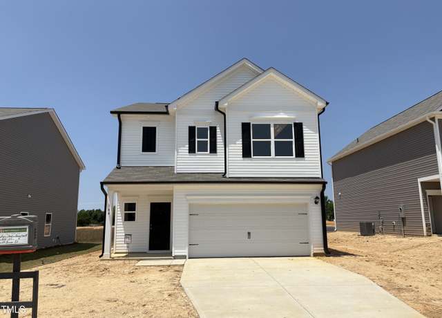 Property at 144 Bruce Dr, Dunn, NC 28334, 3 beds, 2.5 baths