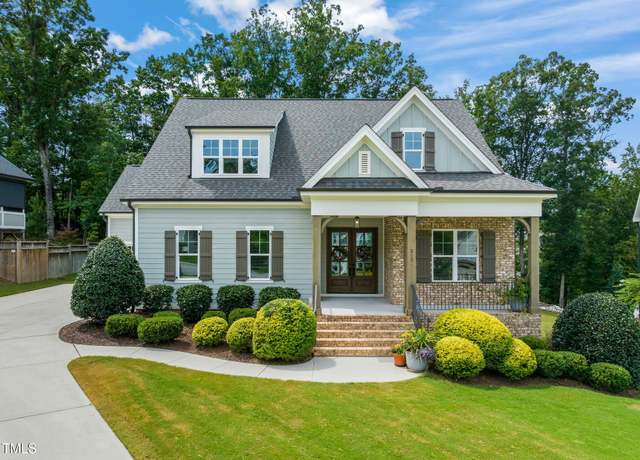 Property at 319 Harewood Pl, Fuquay Varina, NC 27526, 4 beds, 3.5 baths