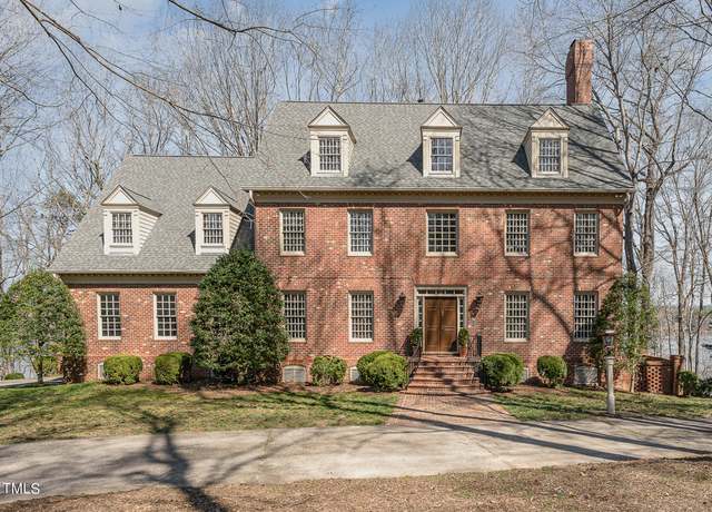 Property at 4808 Clubview Ct, Fuquay Varina, NC 27526, 4 beds, 5 baths