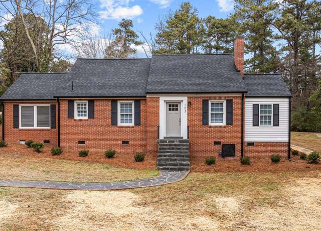 Property at 103 Park Dr, Oxford, NC 27565, 3 beds, 2 baths