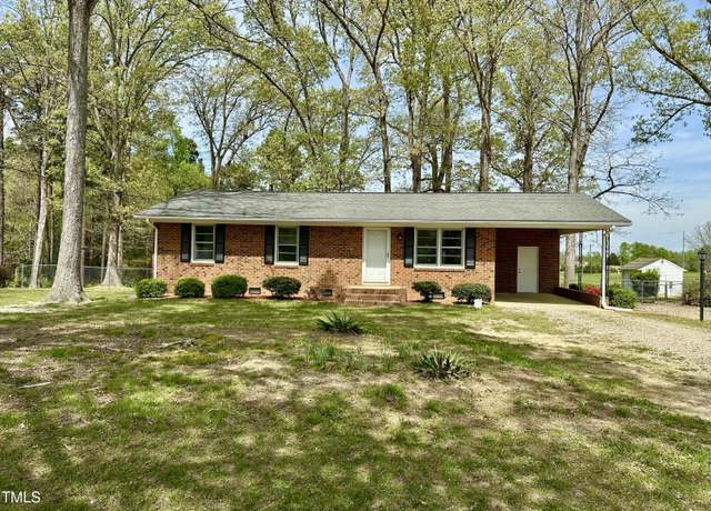 Property at 1031 Jackson Royster Rd, Henderson, NC 27537, 3 beds, 1 bath