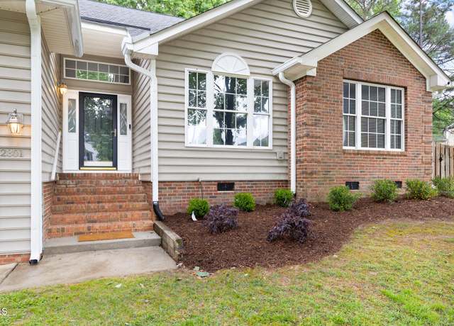 Property at 2301 Bolingbrook Ln, Raleigh, NC 27613, 3 beds, 2 baths