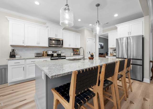 Property at 220 Purslane Dr, Franklinton, NC 27525, 3 beds, 2.5 baths