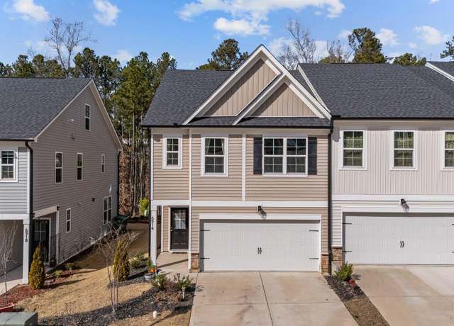 Property at 6914 Doddridge Ln, Cary, NC 27519, 4 beds, 3.5 baths