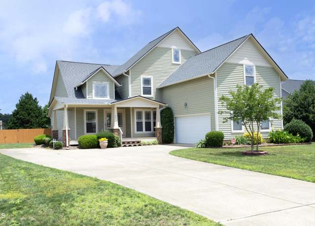 Property at 25 Ruth Cir, Fuquay Varina, NC 27526, 4 beds, 2.5 baths