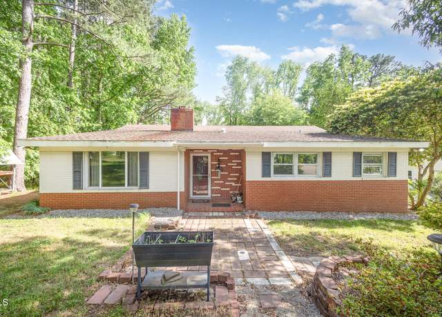 Property at 515 Poplar Dr, Raleigh, NC 27603, 3 beds, 2.5 baths