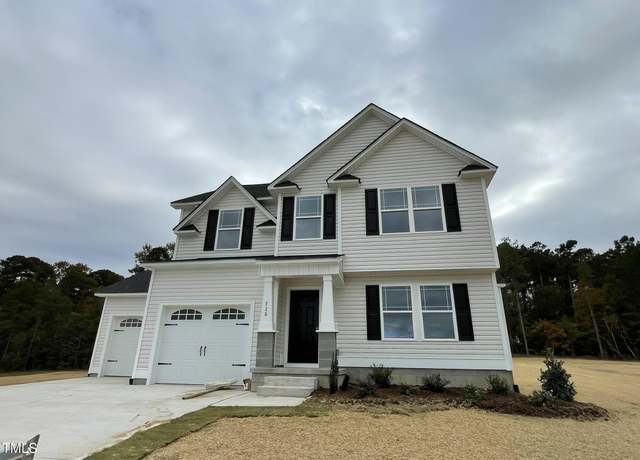 Property at 726 Sherrill Farm Dr, Benson, NC 27504, 3 beds, 2.5 baths