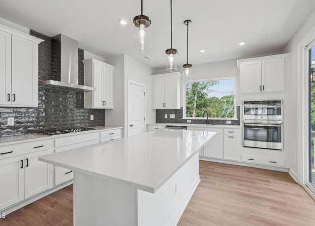 Property at 4706 Cypress Tree Ln, Raleigh, NC 27612, 4 beds, 3.5 baths