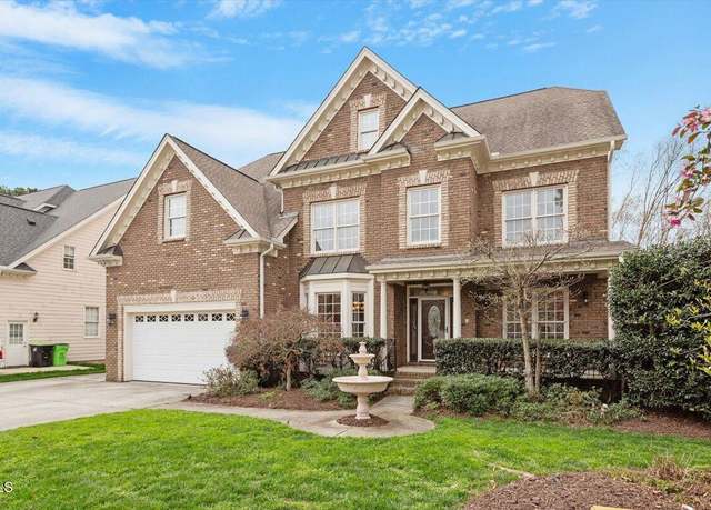 Property at 113 Kings Castle Dr, Apex, NC 27502, 5 beds, 5.5 baths