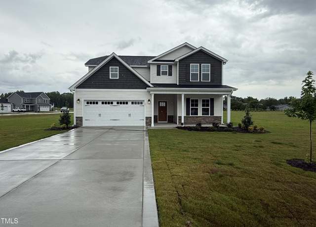 Property at 141 Trescott St, Smithfield, NC 27577, 4 beds, 3 baths