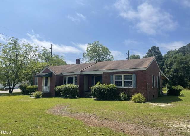 Property at 3301 Amherst Rd, Rocky Mount, NC 27804, 3 beds, 2 baths