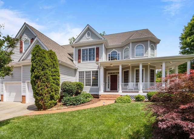 Property at 100 Maywood Way, Chapel Hill, NC 27516, 6 beds, 5 baths